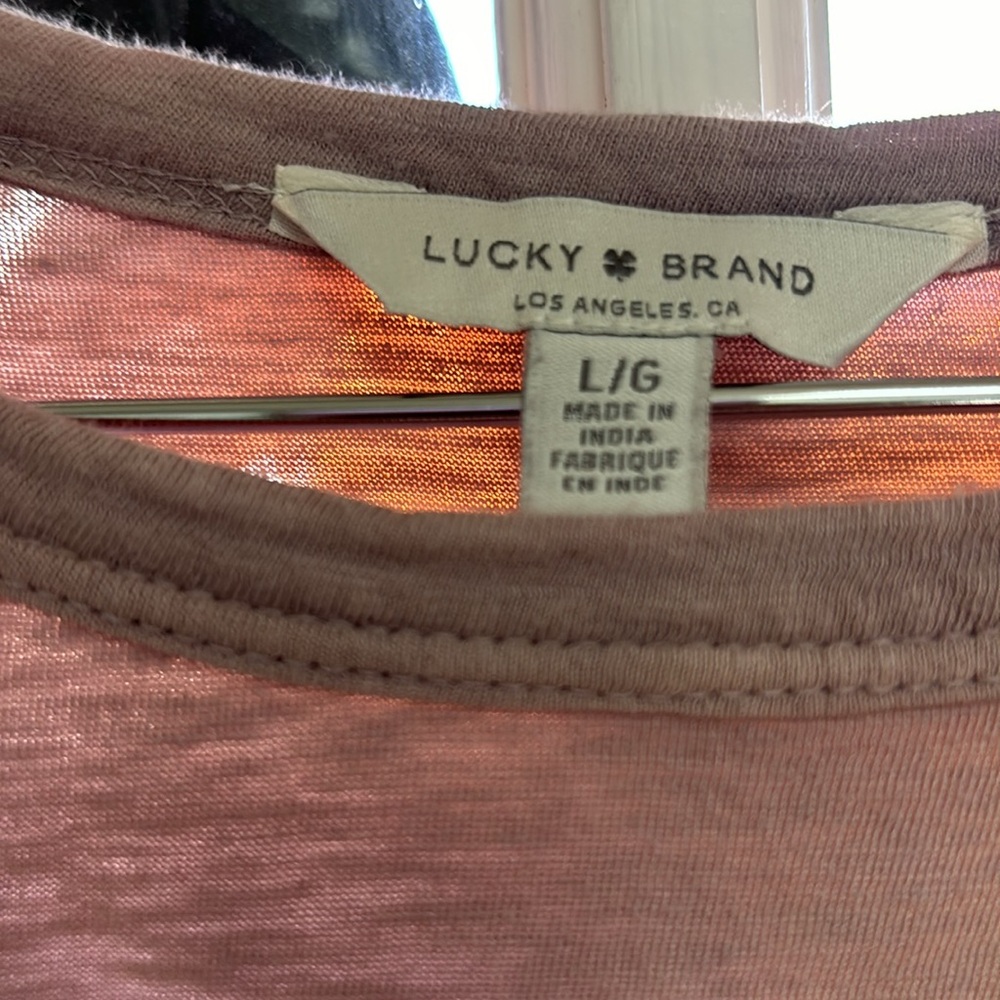 Lucky Brand size L T-shirt - Picture 2 of 2